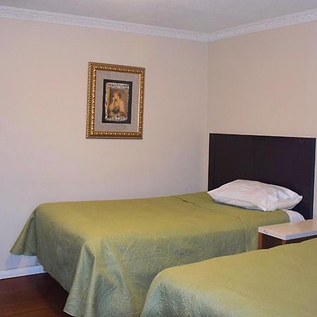 Kent Motel Chatham-Kent Eksteriør bilde