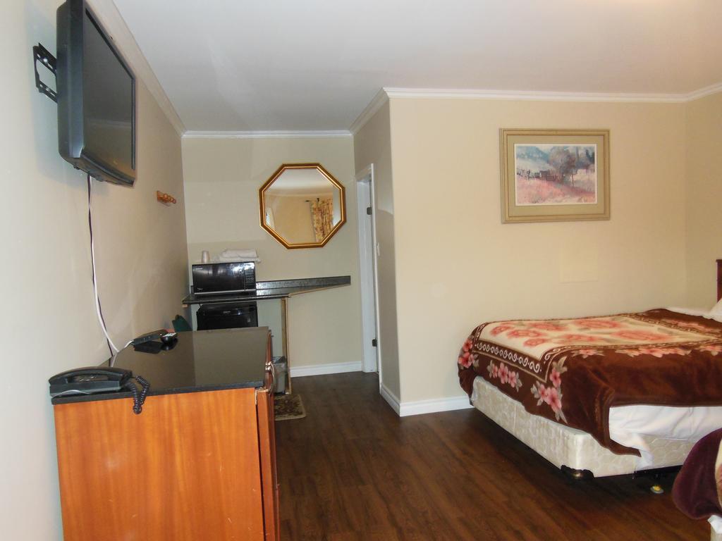Kent Motel Chatham-Kent Eksteriør bilde